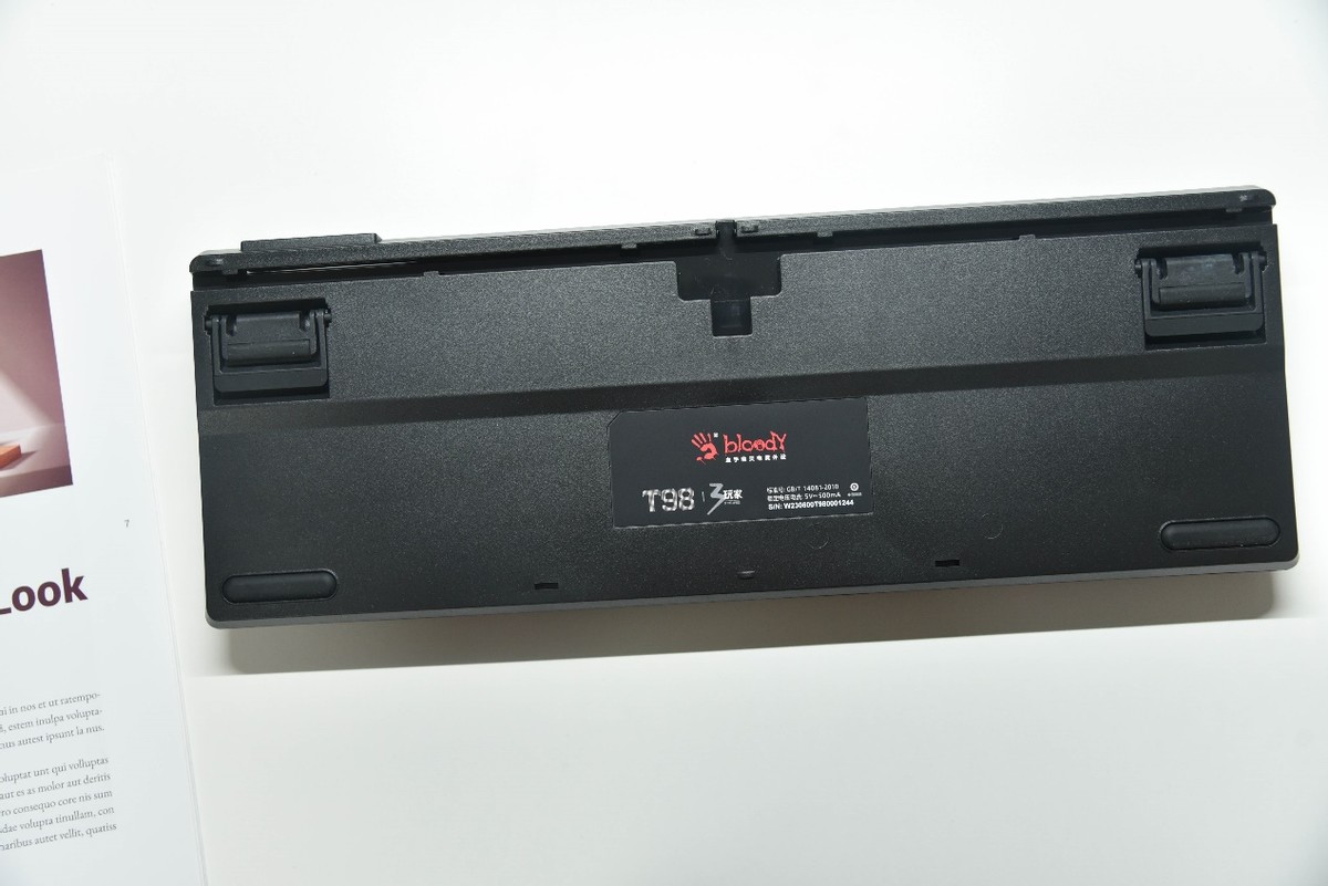 t87键盘血手幽灵评测,双飞燕血手幽灵机械键盘