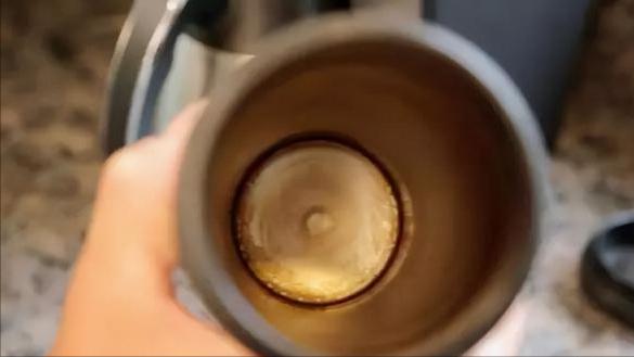 烧水壶去除水垢的正确方法,烧水壶里的水垢怎样去除小妙招