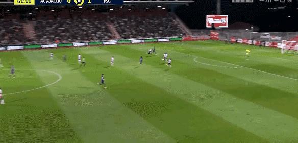 《足球江湖》第264章：梅公子虐菜成功，大巴黎三球取胜