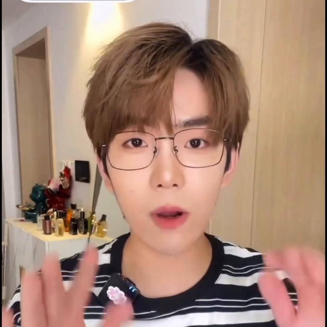 不知道自己适合什么发型？不知道男朋友适合什么发型？#...