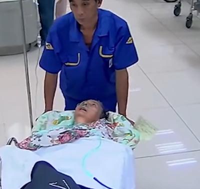 老伴老年痴呆的感人故事,老人脑梗感人故事