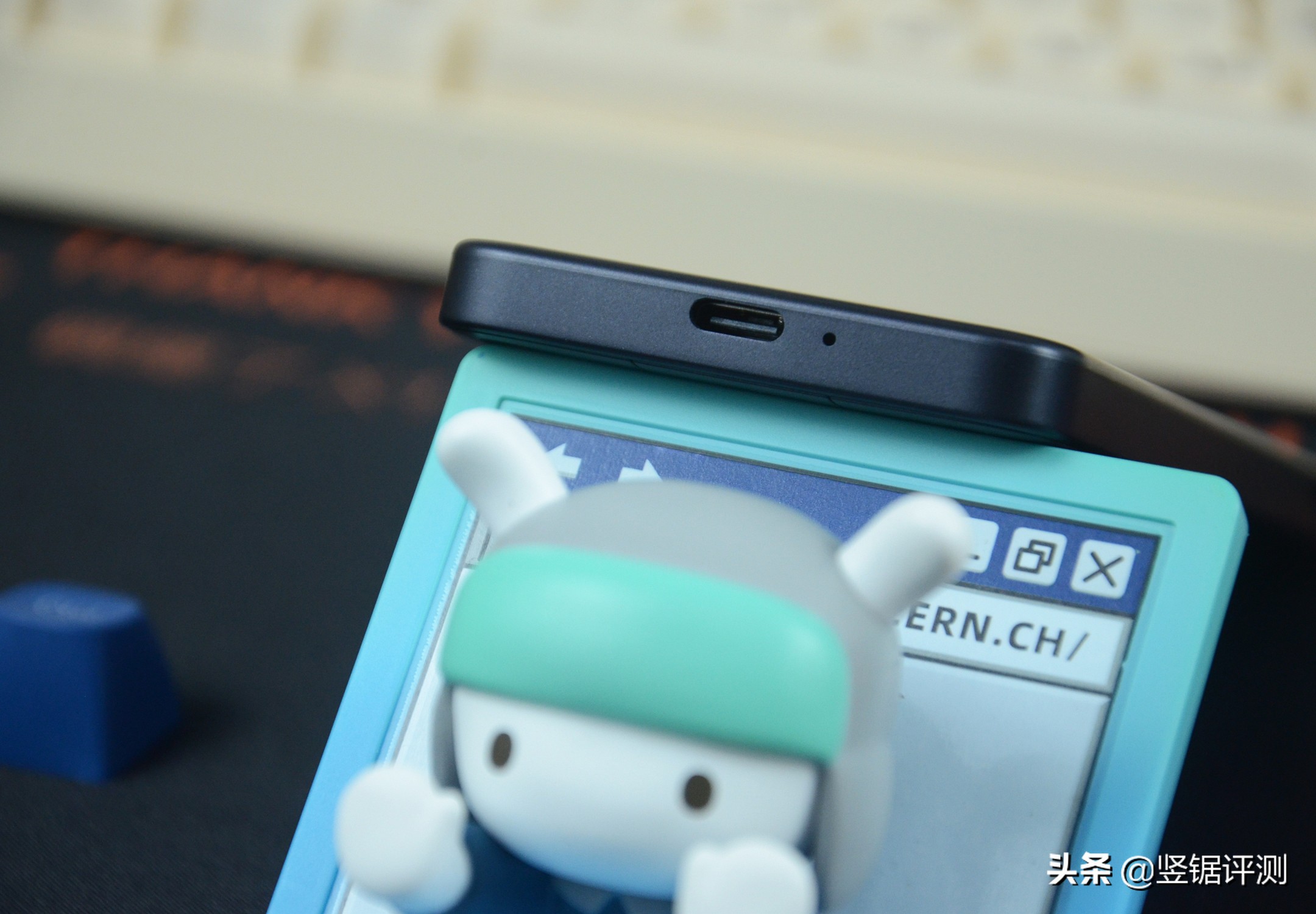 多亲手机f22pro怎么插卡,多亲手机f22pro官方