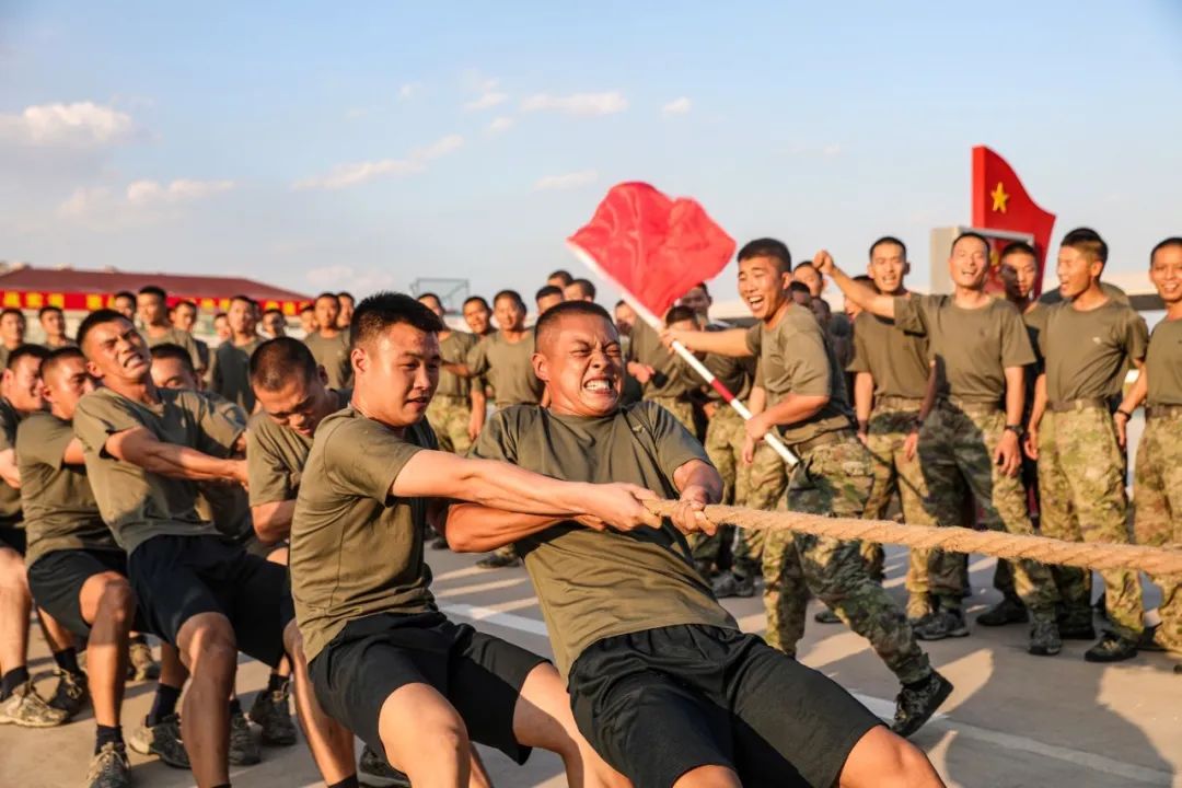 第71集团军：欢声笑语庆国庆，群众性文化活动暖兵心！