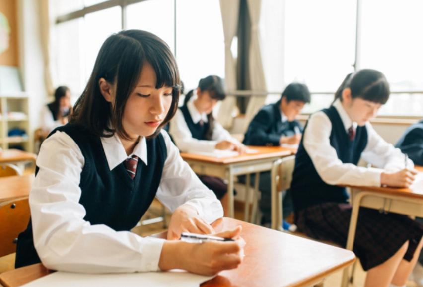 高考满分作文有个性才是最好,高考满分作文范文欣赏青春