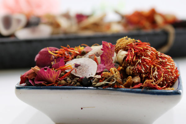 藏红花对老年女性有什么好的效果,藏红花对女性更年期有改善作用吗