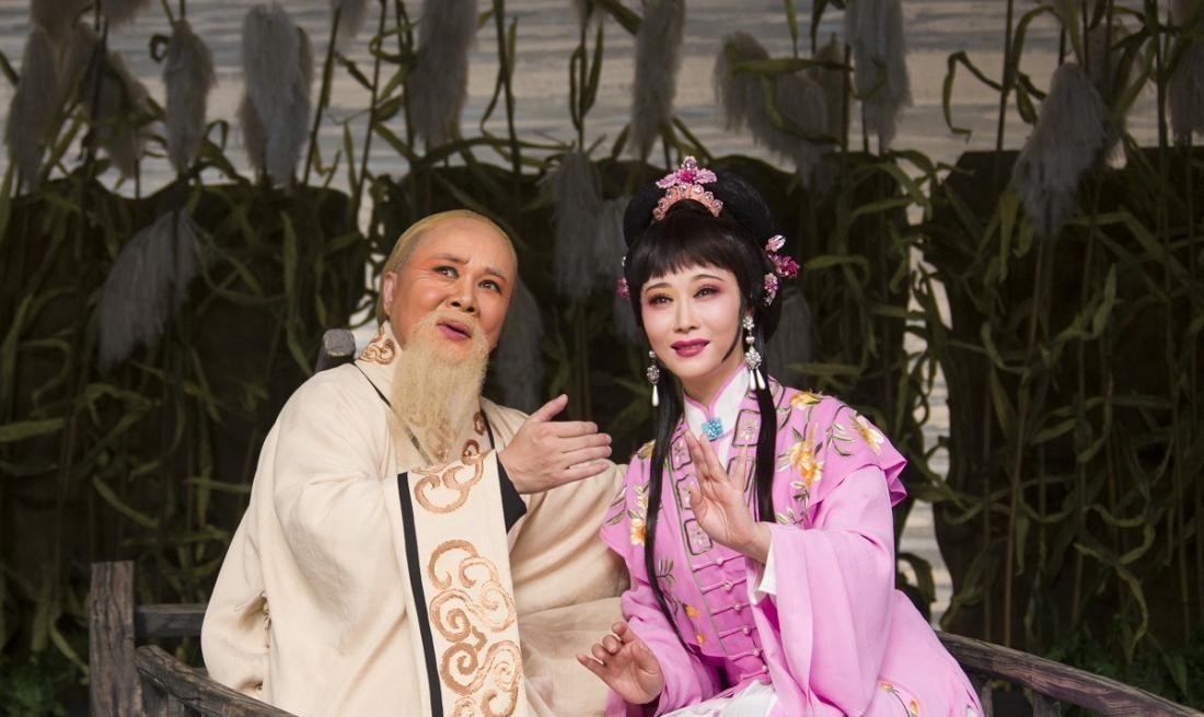 女子做梦被蛇咬了是什么意思,做梦梦到妻子被蛇咬了是什么征兆