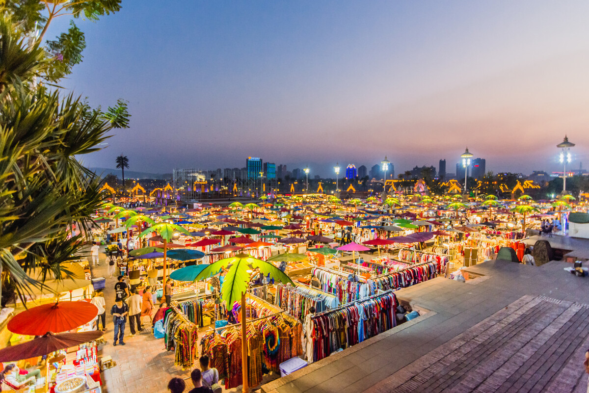 西双版纳旅居包吃住价格,西双版纳适合长期居住养老吗