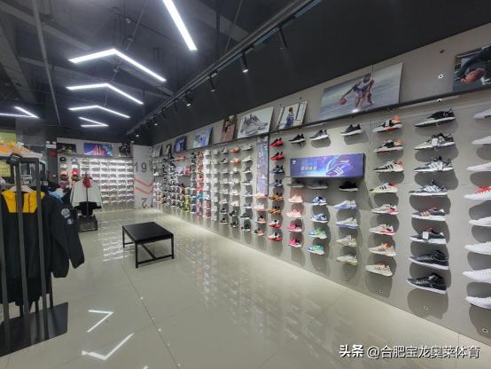 耐克阿迪折扣店怎么加盟,阿迪达斯旗舰店加盟费用多少