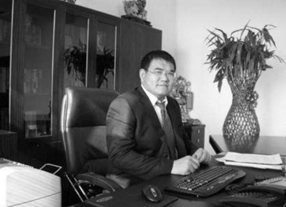 汶川地震男人全家人遇难后的采访,汶川地震被埋小伙对妻子说的话