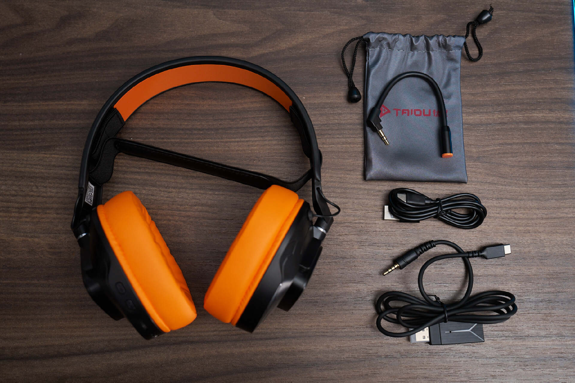 价格亲民有特色|钛度耳机“轻鸾”麦克风“歌者”