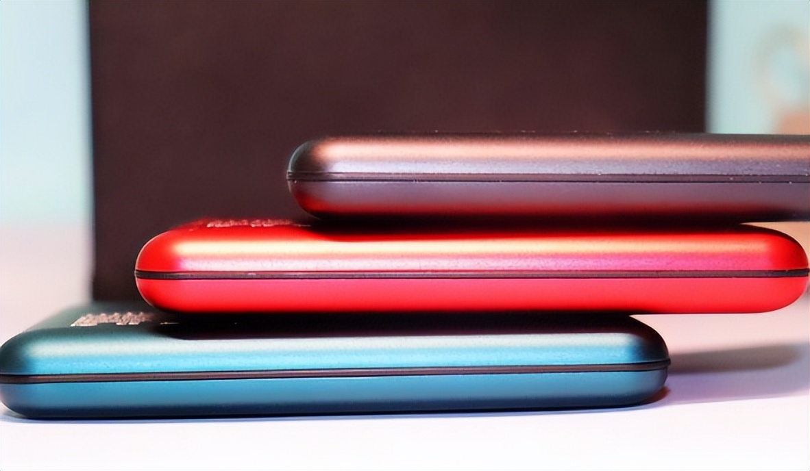 轻便好用的充电宝推荐,外出充电宝哪款最好用