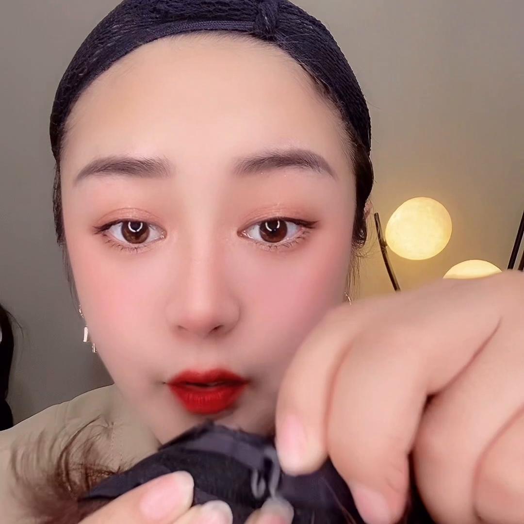 如何正确的佩戴假发不掉头发,怎么佩戴假发才自然