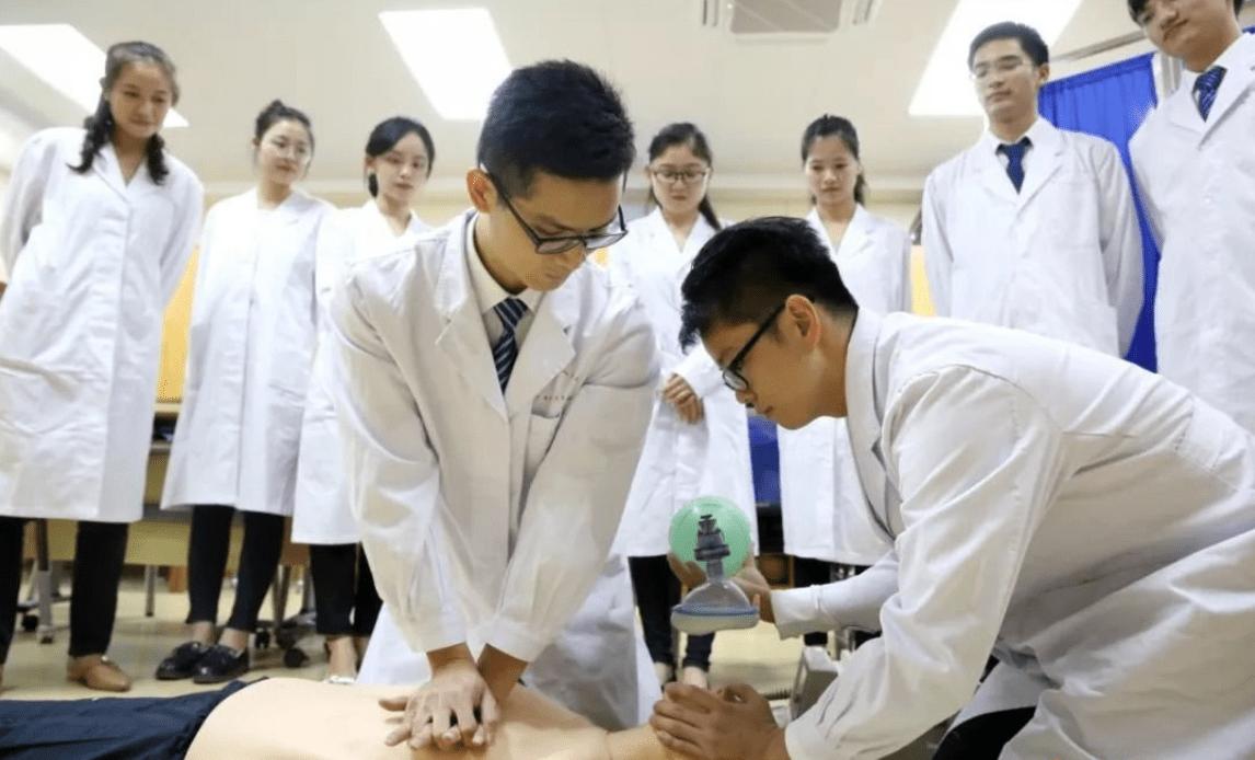 全国中医专业志愿填报,中医学专业报主治报什么专业好