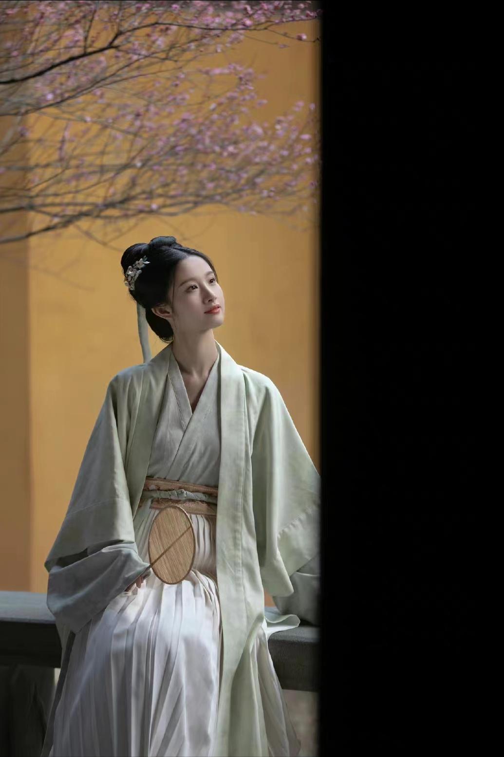 习惯于想你，也习惯了寂寞