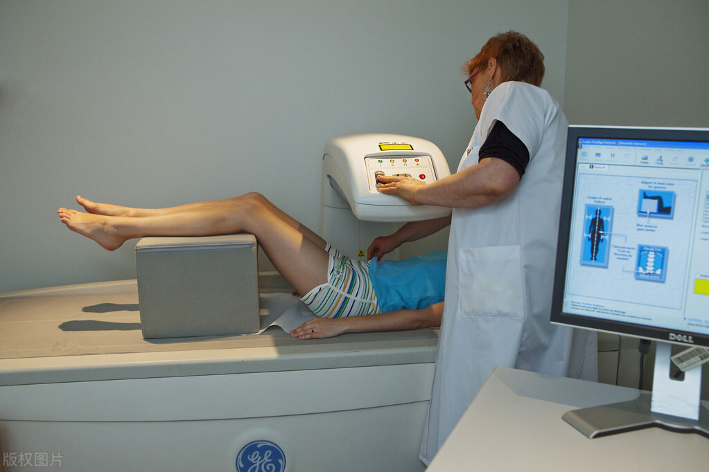 16岁男孩骨骺线没闭合还能长高吗,16岁男孩骨骺线闭合能长高吗