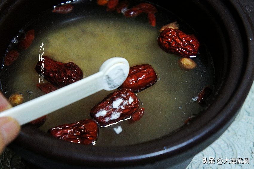 明日腊八提前祝腊八节快乐,明日腊八宜归家的意思