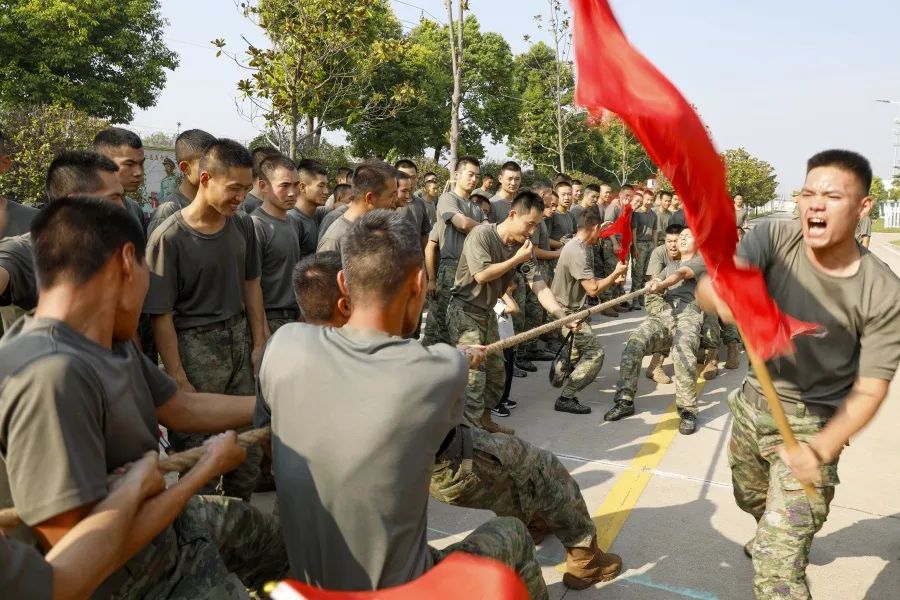 第71集团军：开展群众性文化活动，官兵欢度国庆