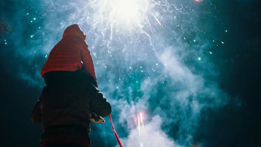 今年第一部黑马片:全员草根,无数明星热捧