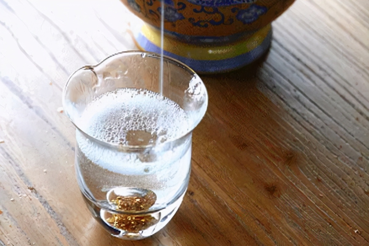 1573国窖杂质,国窖1573酒为啥都瓶不满