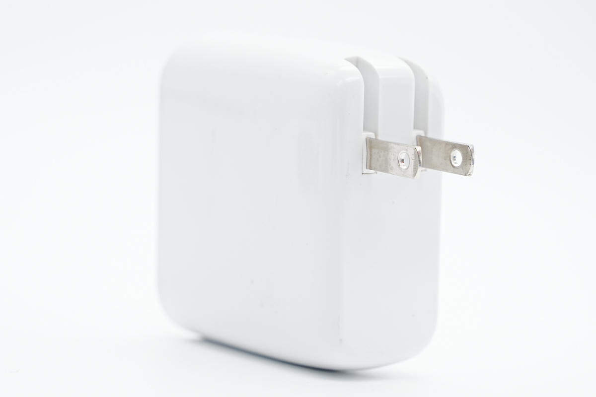 倍思氮化镓120w充电器拆解,倍思65w氮化镓红色版充电器拆解