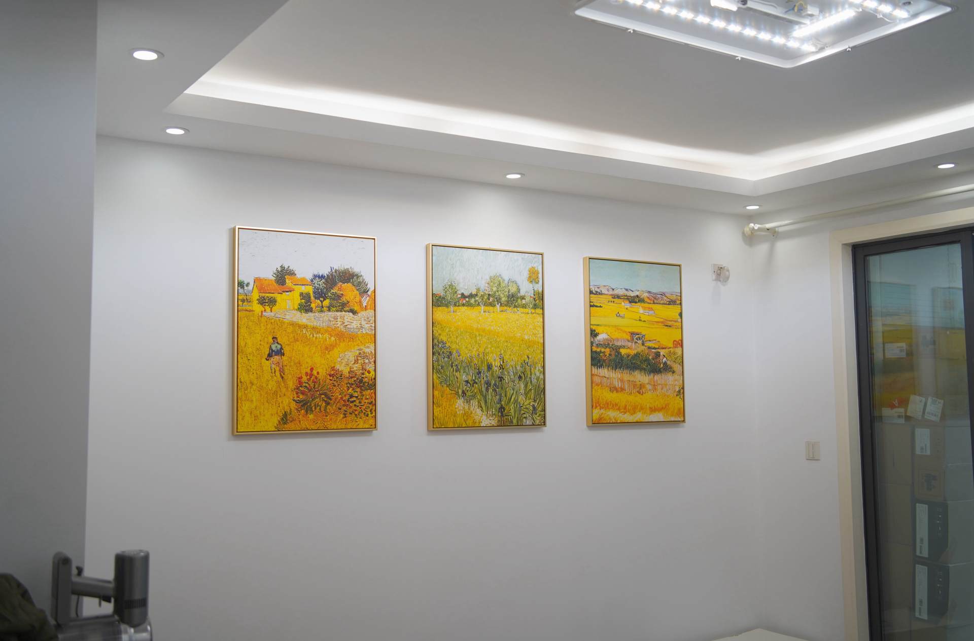 小户型也没有必要做全屋智能灯光,二手房客厅灯光改造