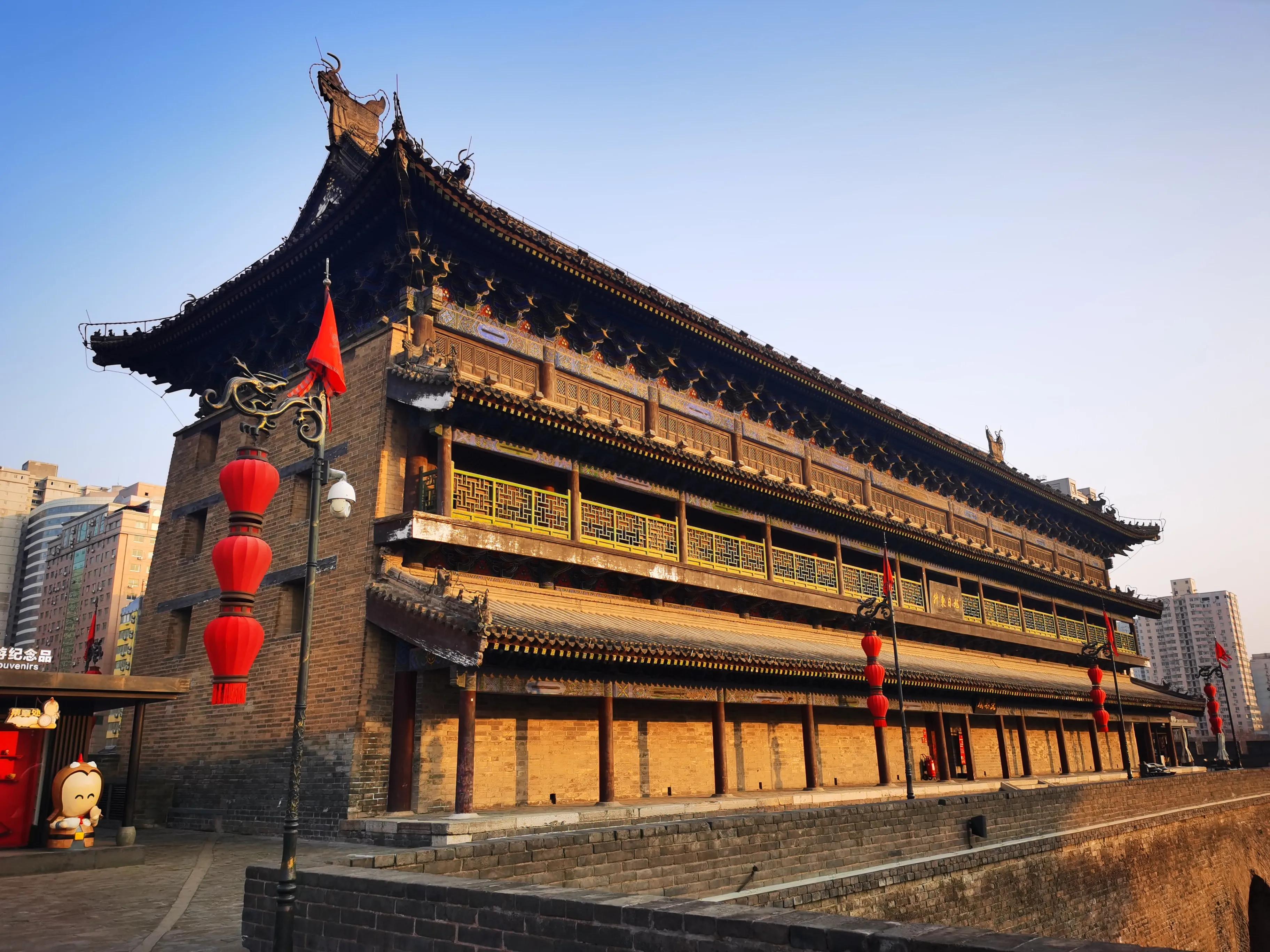 西安城墙城砖为什么是1984,西安城墙的砖全是现代的吗