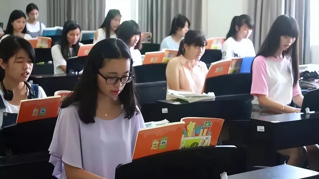 专科读完就失业的五个专业,专科最难找工作的十大专业