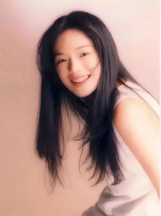 从“最惨*星艳**”到“上岸者”：曾经的香港绝色，如今怎样了？