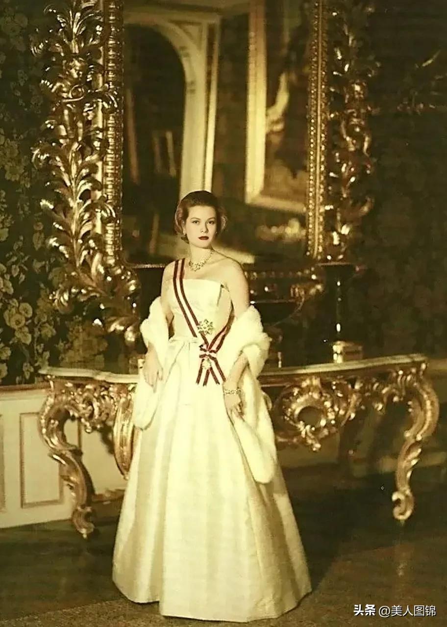 摩洛哥王妃格蕾丝凯利的儿子,摩纳哥王妃格蕾丝凯利莫妮卡