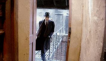 “亚洲*男美**”尊龙：无父无母，无儿无女，71岁孑然一身，一生孤独