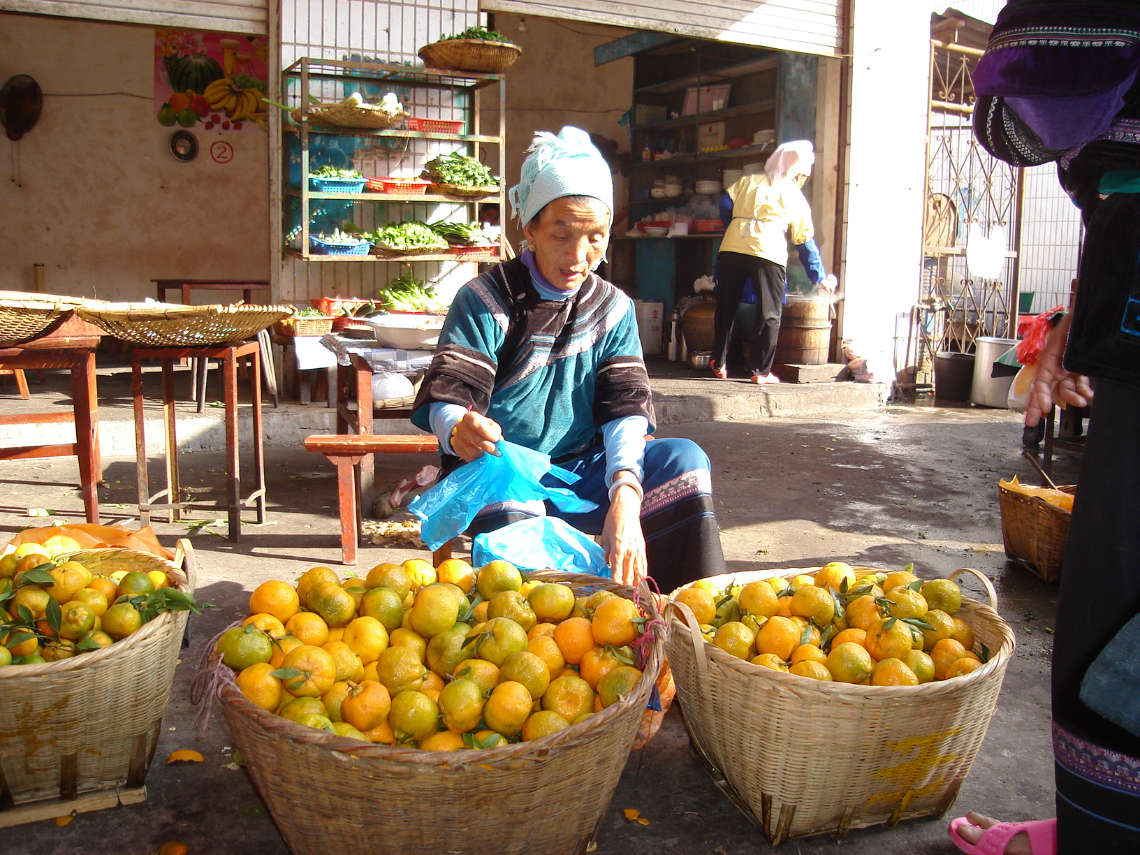 一个普普通通的红河哈尼族农民：从“打工仔”到“橘老板”