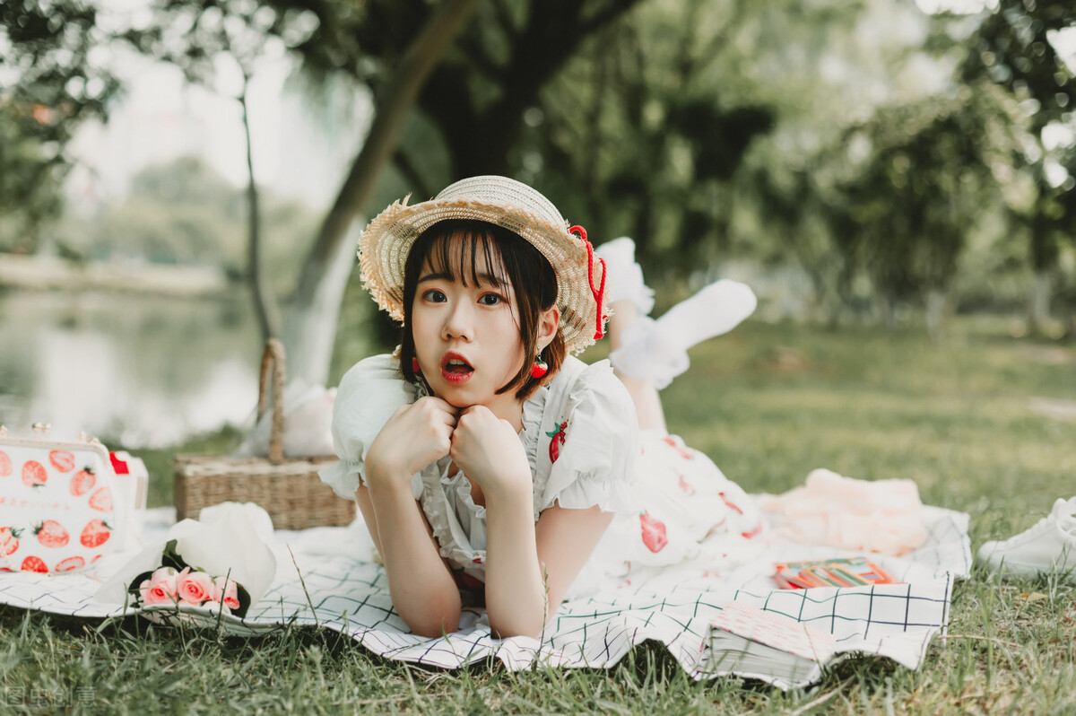 暗恋你的人会有什么症状,有人暗恋你的20个表现