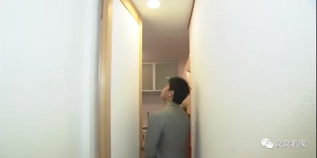 蜗居在16m²的小房子只为白嫖迪士尼烟花!一家四口家装7处机关