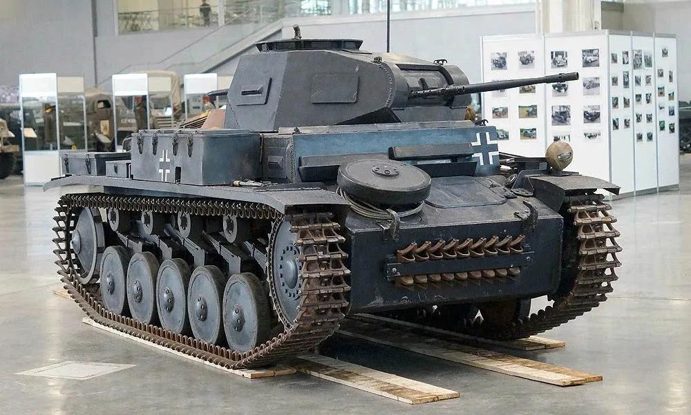 一号坦克二号坦克,二战德国坦克视频完整版