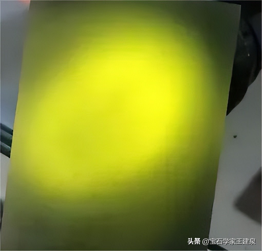 迪拜玉的宝石学性质与鉴定方法——王建泉