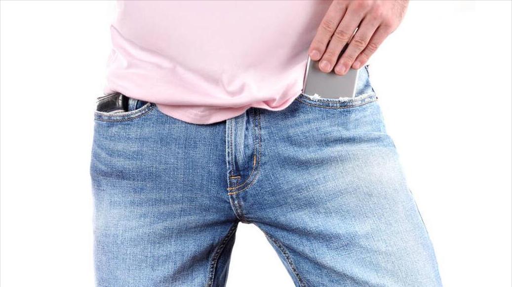 睾丸不对称一高一低正常吗,睾丸水平不正常是什么意思