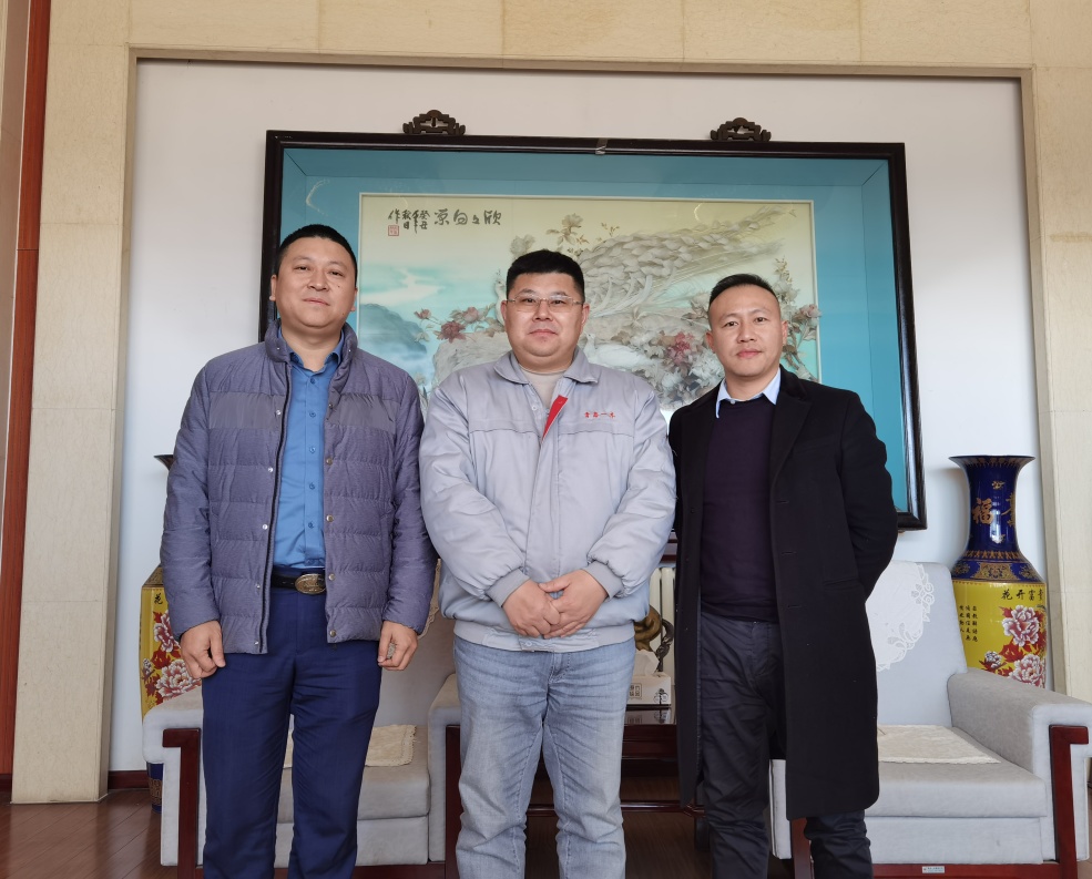 水性漆定制|百慕走访冠牛、青岛一木、江山欧派,创新未来谋发展