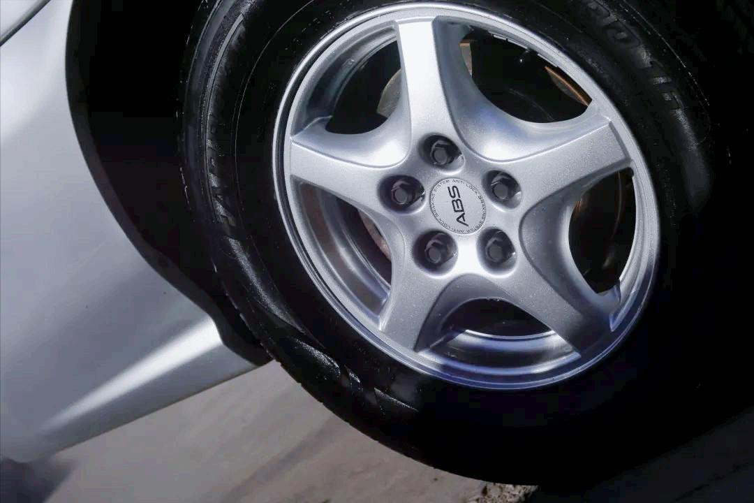 12款经典gl8车身翻新,怪兽修车老车翻新