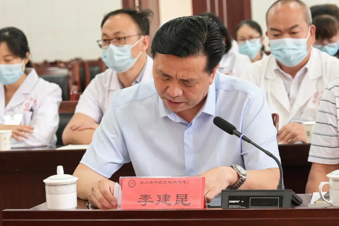 医改提速专家下沉大理州人民医院8个专家工作站落户宾川县中医院