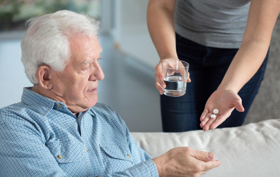 治疗牙痛的甲硝唑多少钱一盒,甲硝唑治牙痛一次用几粒