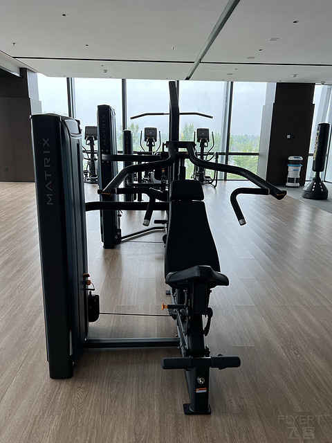 窗含西岭千秋雪成都环球中心雪山,窗含西岭千秋雪魅力成都