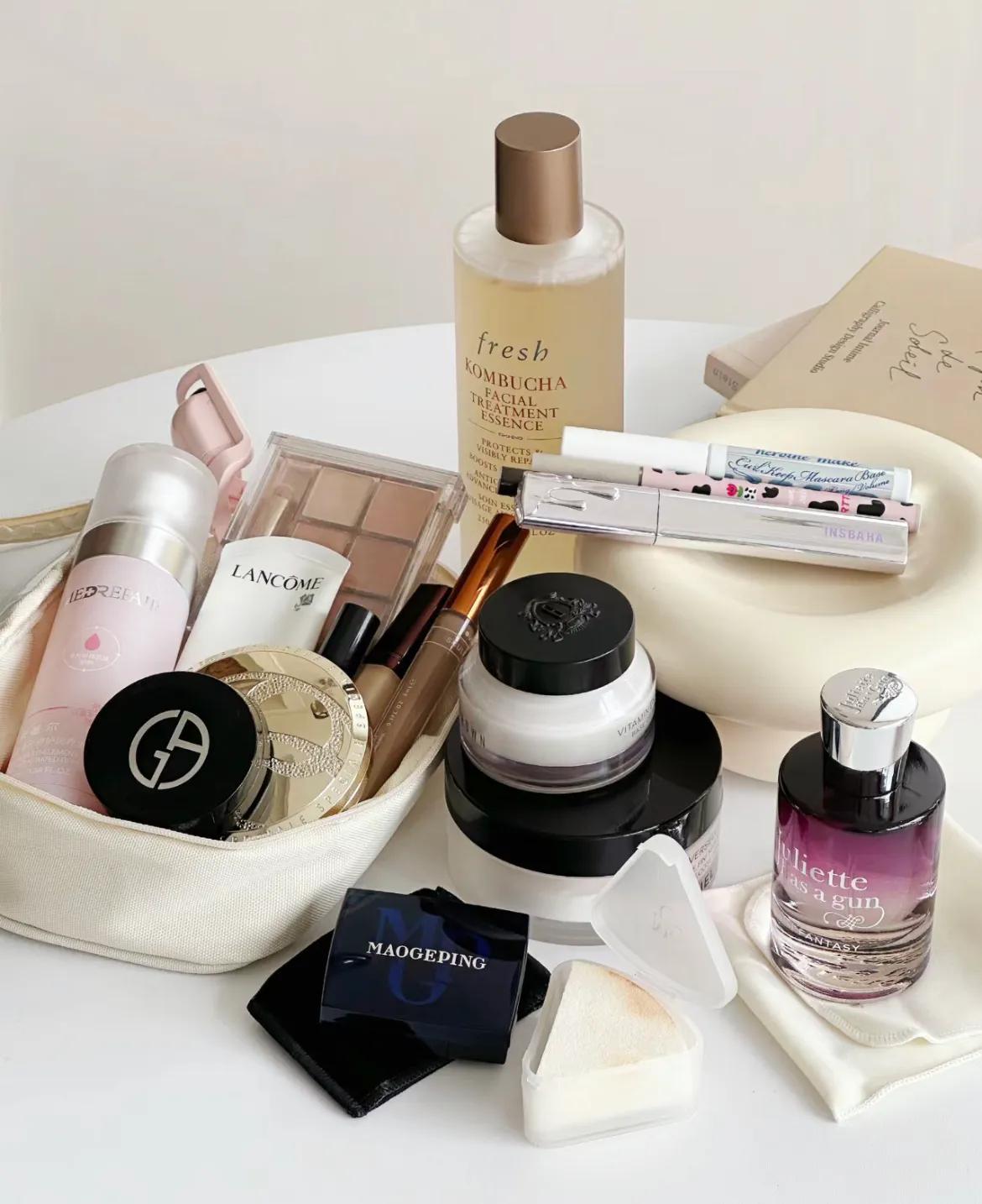 短途外出化妆包里有什么 (短途化妆包推荐女生)