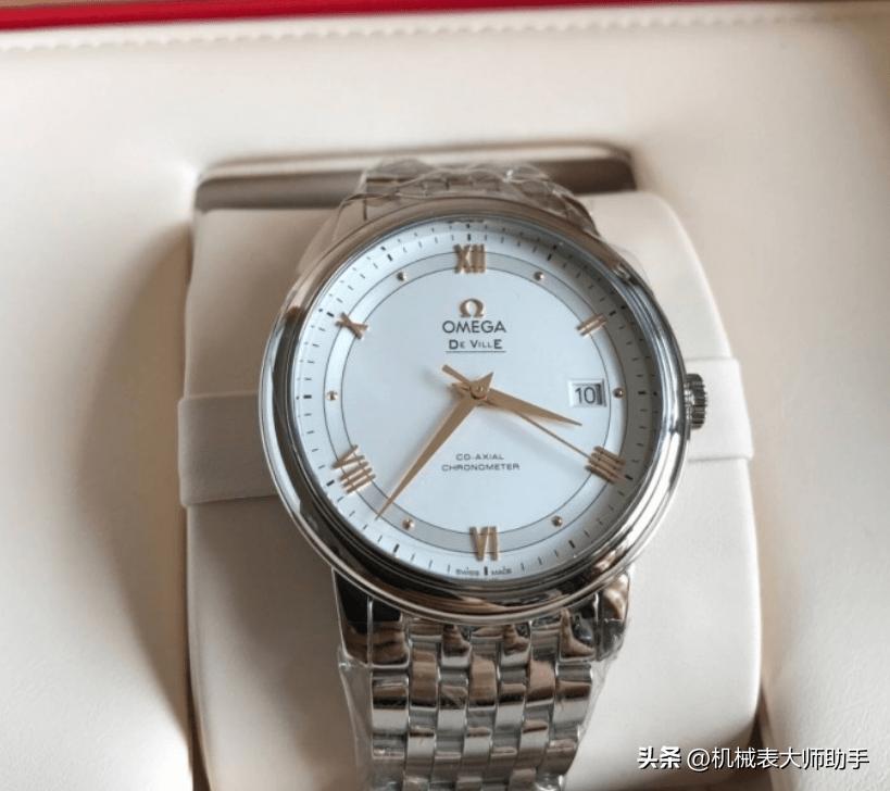 最适合秋冬佩戴的几款手表推荐,一年四季适合戴的手表有哪些品牌