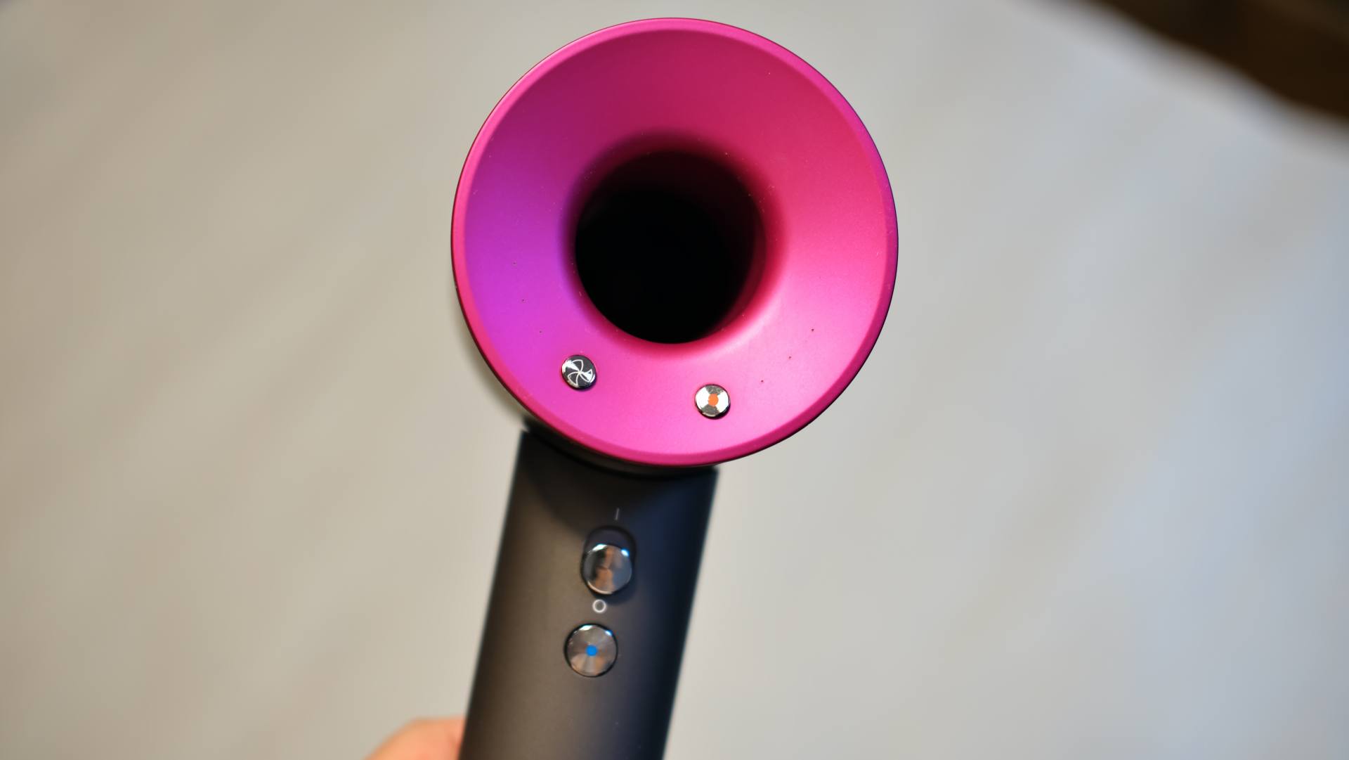 618惊喜福利戴森吹风机,airfly吹风机618价格