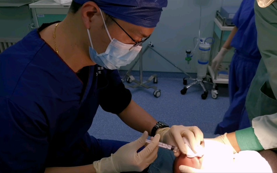 泪囊吻合手术和置管有啥区别,泪囊切除术是几类切口