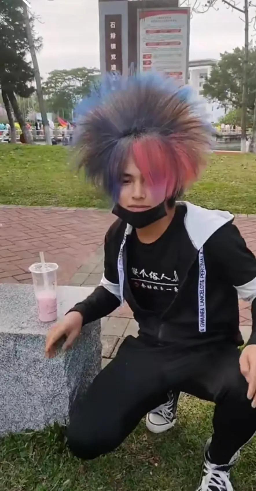 2022年的杀马特,2009年杀马特靓仔