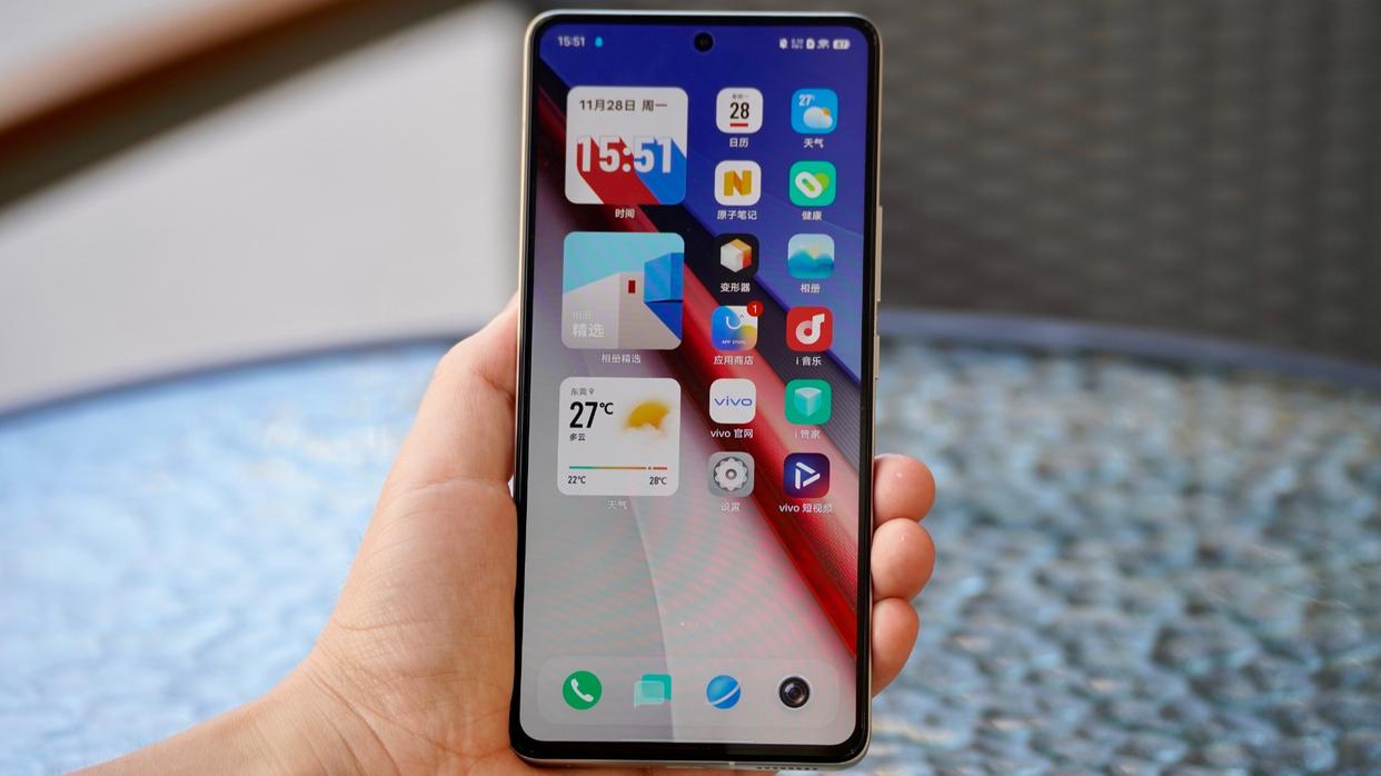 iqoo11与荣耀magic5怎么选,iqoo11pro和荣耀magic5哪个好