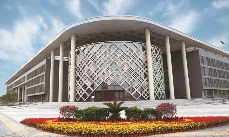 每日一校北京理工大学,每日一校北京大学