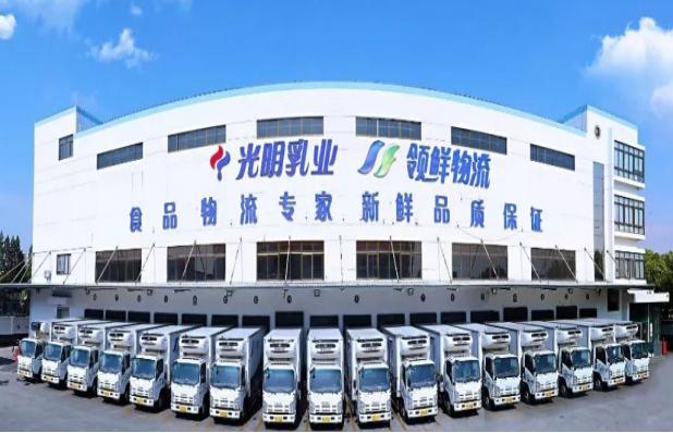 光明肉业李俊龙,光明乳业新任市场总监