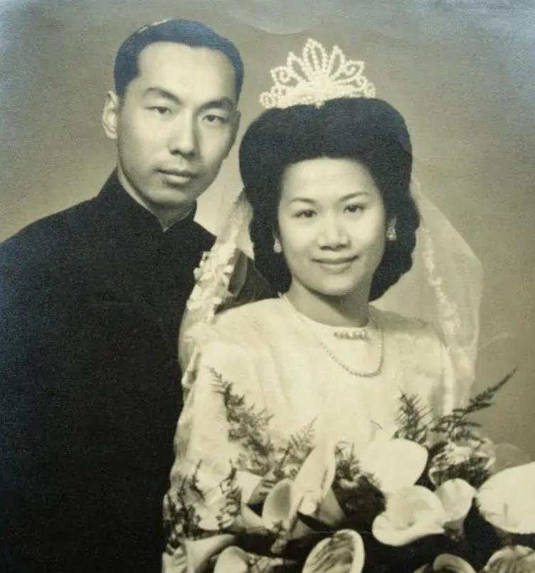 张爱玲在美国怎么死的,张爱玲死后多长时间才被人发现